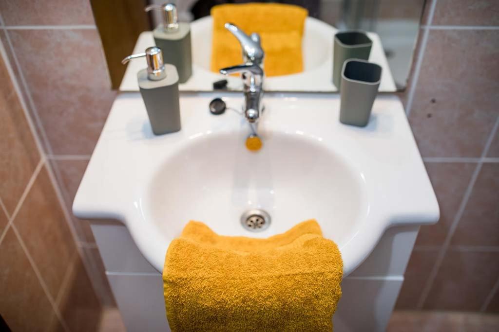 Apartmani Luka Banjol Екстериор снимка