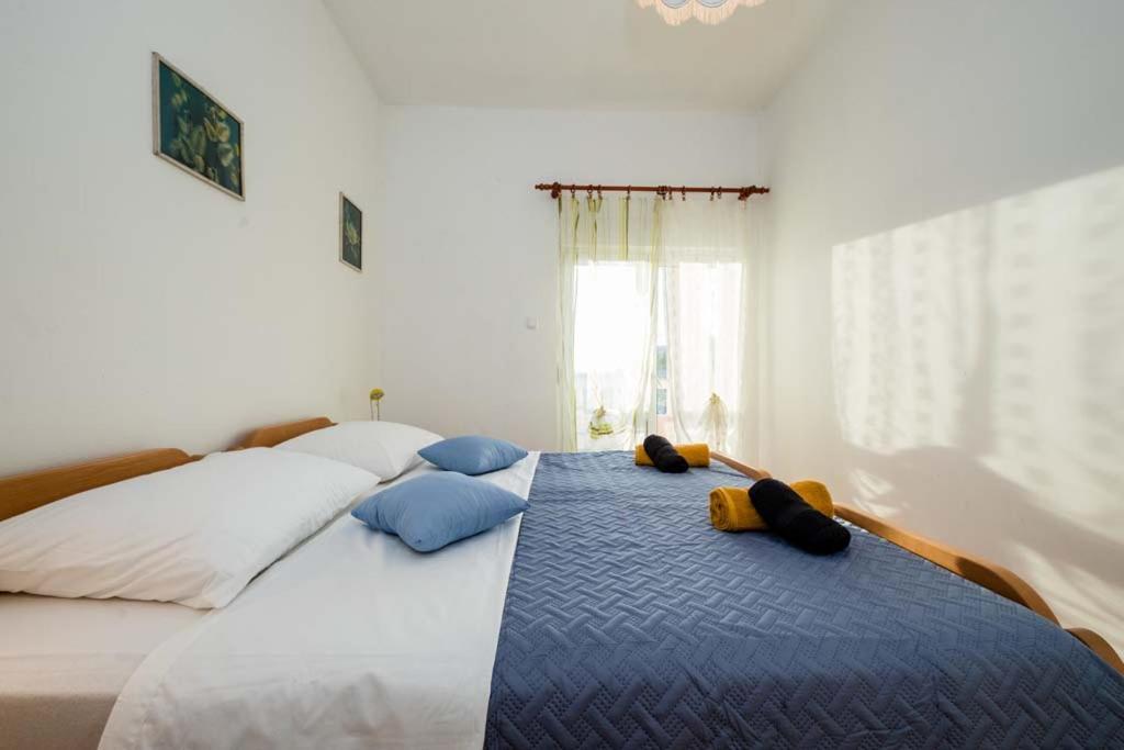 Apartmani Luka Banjol Екстериор снимка