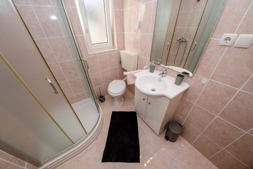 Apartmani Luka Banjol Екстериор снимка