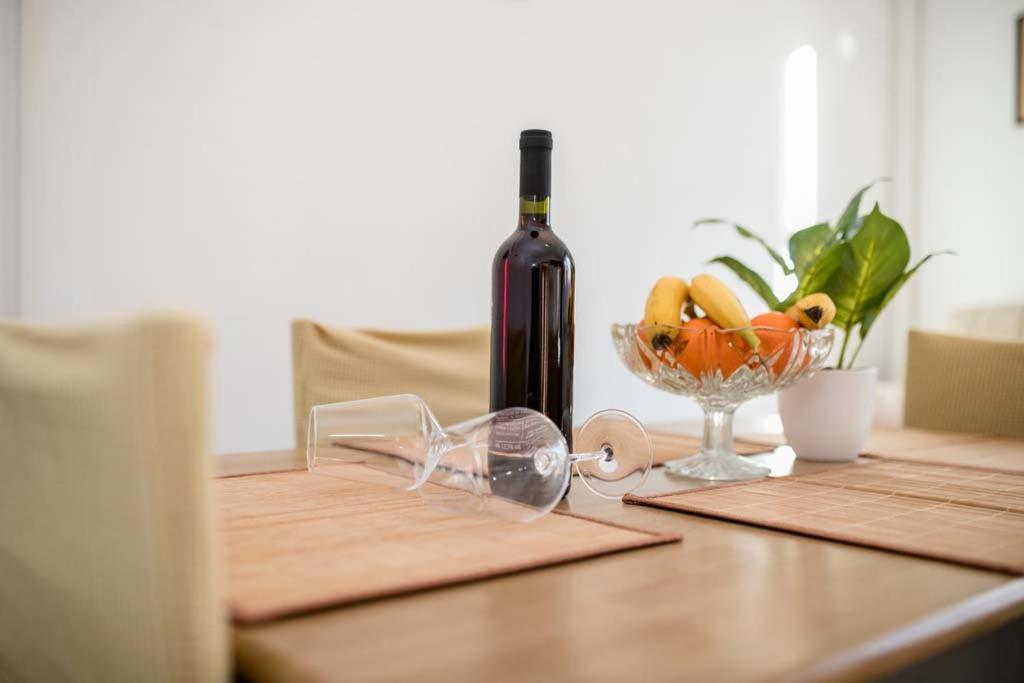 Apartmani Luka Banjol Екстериор снимка