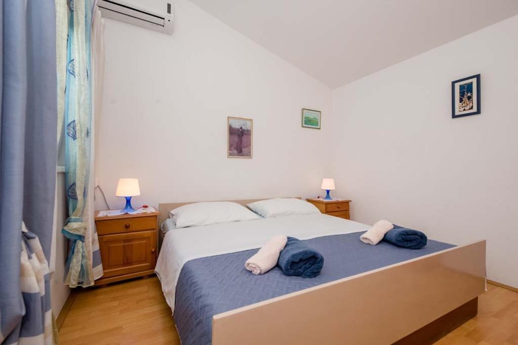 Apartmani Luka Banjol Екстериор снимка